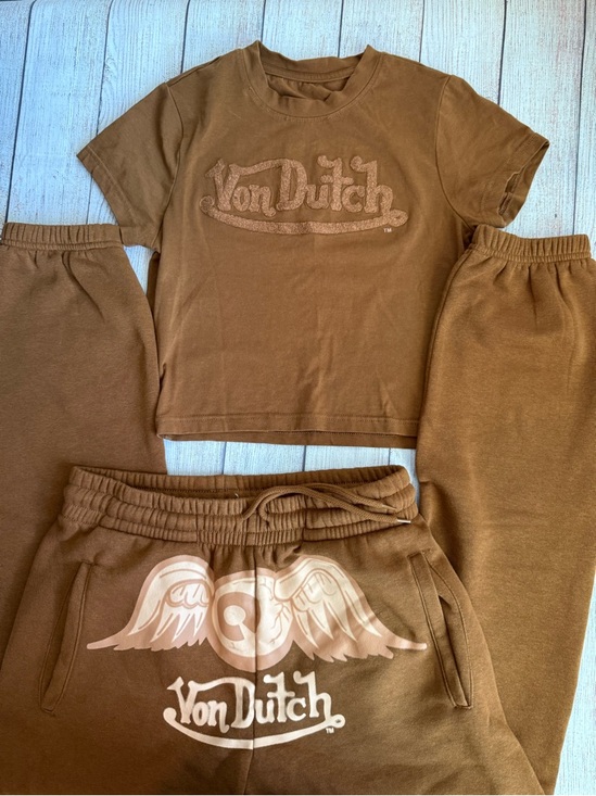 Von Dutch Pants - VON DUTCH Brown Set Baby Tee And Joggers XS